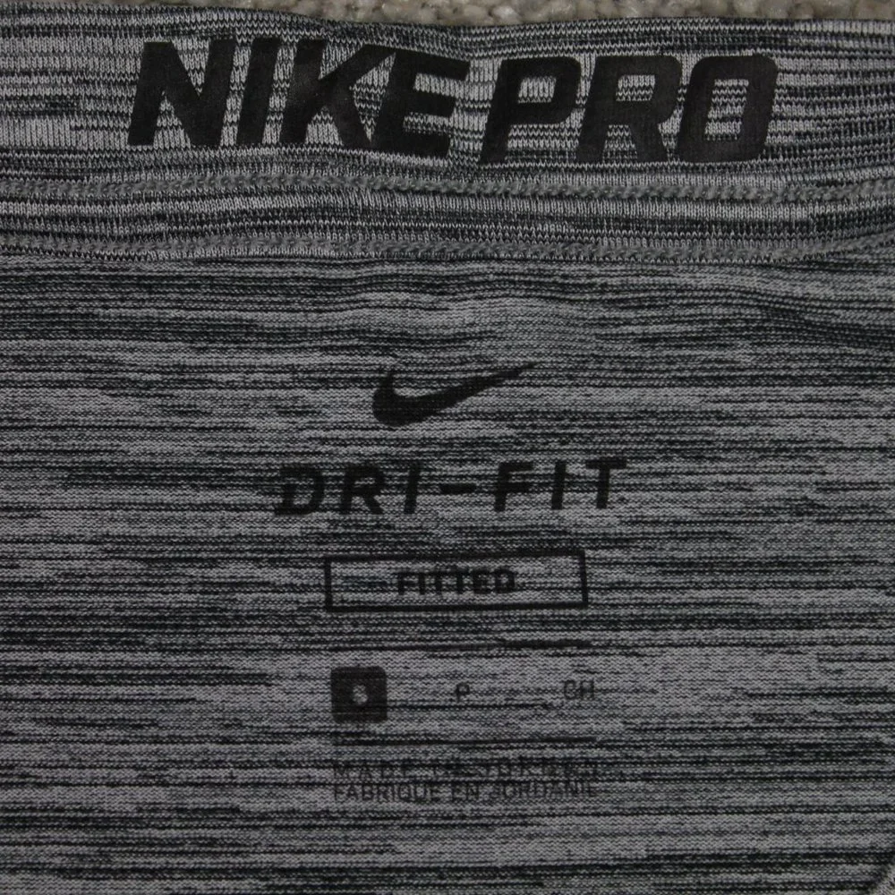 Nike Pro Shirt Mens Small Gray Fitted Dri-Fit Poly/Nylon Stretch S/S Pullover‎